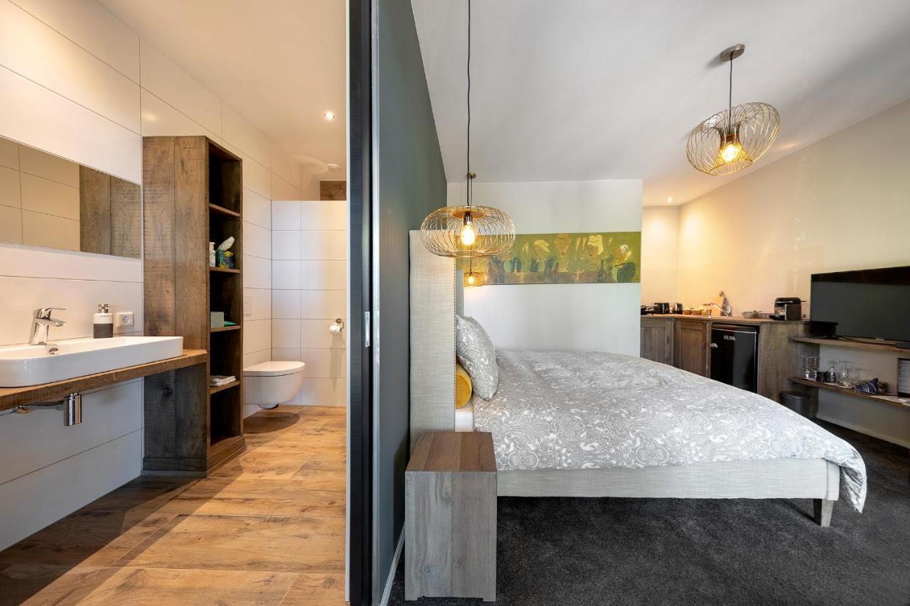 Aubergine Logeren & Dineren Bed & Breakfast Tegelen Exterior photo